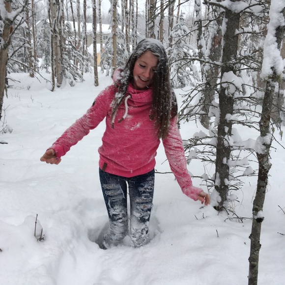 Meet your Posher, Alexa - Picture 3 of 7